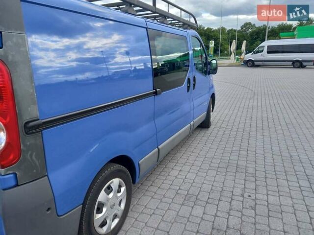 Синий Рено Трафик, объемом двигателя 2 л и пробегом 285 тыс. км за 13100 $, фото 2 на Automoto.ua