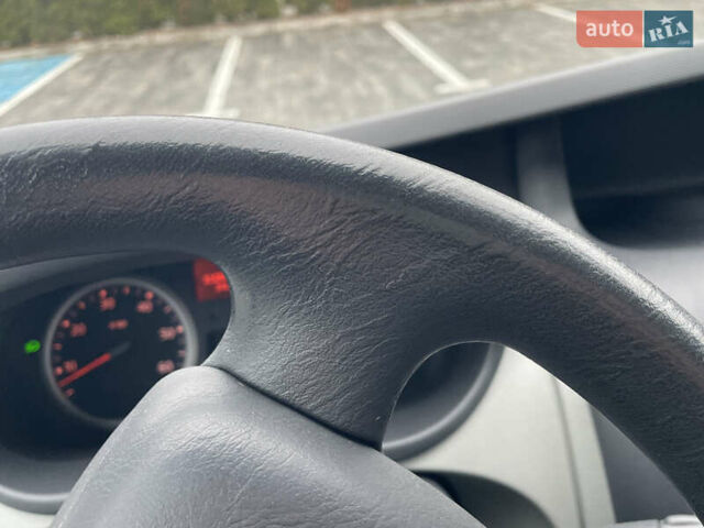 Синій Рено Трафік, об'ємом двигуна 2 л та пробігом 118 тис. км за 15200 $, фото 74 на Automoto.ua