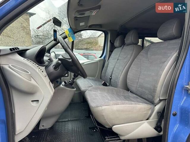 Синій Рено Трафік, об'ємом двигуна 2 л та пробігом 198 тис. км за 12990 $, фото 8 на Automoto.ua