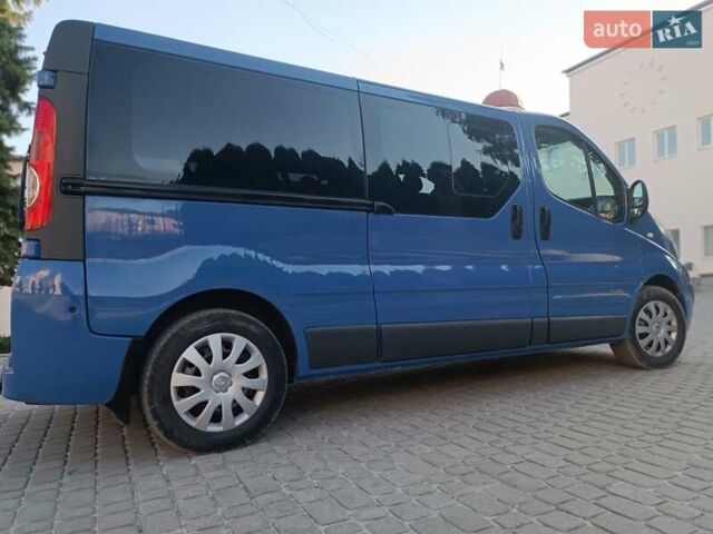 Синий Рено Трафик, объемом двигателя 2 л и пробегом 250 тыс. км за 13900 $, фото 24 на Automoto.ua