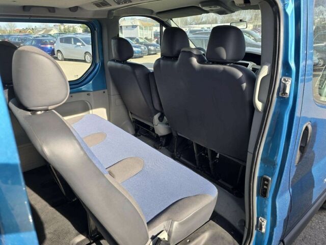 Синій Рено Трафік, об'ємом двигуна 2 л та пробігом 161 тис. км за 8200 $, фото 11 на Automoto.ua