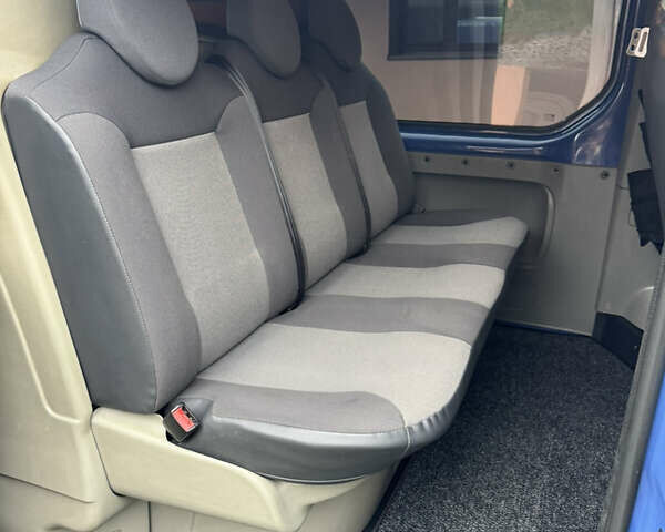 Синій Рено Трафік, об'ємом двигуна 2 л та пробігом 284 тис. км за 12500 $, фото 15 на Automoto.ua