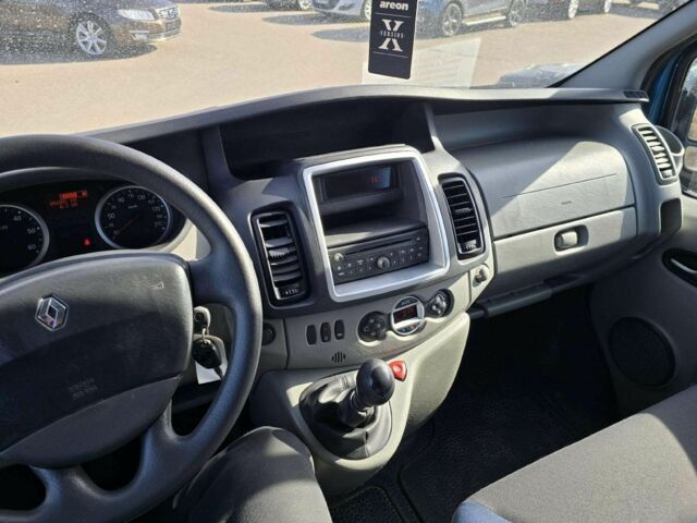 Рено Трафік 2012 у Хмельницькому на Automoto.ua Синій Рено Трафік, об'ємом двигуна 2 л та пробігом 161 тис. км за 8200 $, фото 7 на Automoto.ua