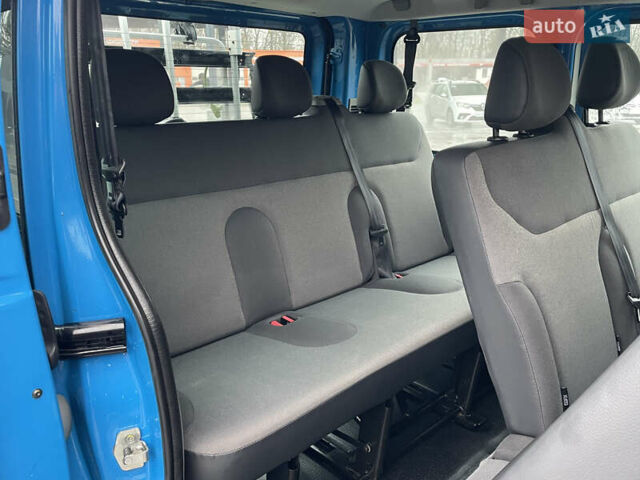 Синій Рено Трафік, об'ємом двигуна 2 л та пробігом 118 тис. км за 14500 $, фото 28 на Automoto.ua