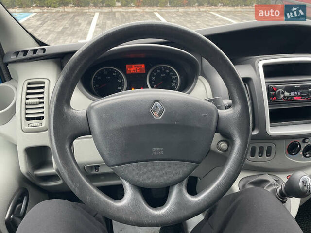 Синий Рено Трафик, объемом двигателя 2 л и пробегом 118 тыс. км за 14950 $, фото 79 на Automoto.ua