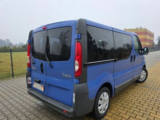Синій Рено Трафік, об'ємом двигуна 2 л та пробігом 211 тис. км за 8600 $, фото 11 на Automoto.ua