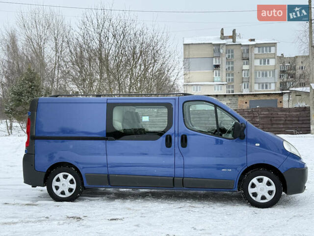 Синий Рено Трафик, объемом двигателя 2 л и пробегом 255 тыс. км за 13950 $, фото 3 на Automoto.ua