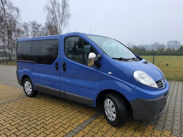 Синій Рено Трафік, об'ємом двигуна 2 л та пробігом 211 тис. км за 8600 $, фото 1 на Automoto.ua