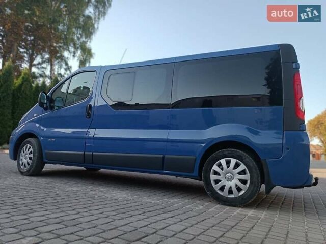 Синий Рено Трафик, объемом двигателя 2 л и пробегом 250 тыс. км за 13900 $, фото 6 на Automoto.ua