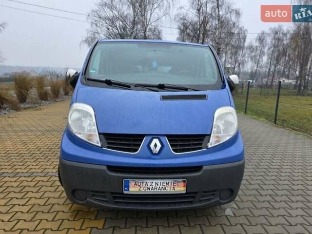 Синій Рено Трафік, об'ємом двигуна 2 л та пробігом 215 тис. км за 9800 $, фото 9 на Automoto.ua