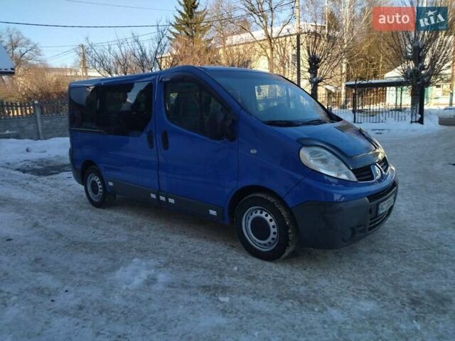 Синій Рено Трафік, об'ємом двигуна 2 л та пробігом 292 тис. км за 10000 $, фото 3 на Automoto.ua