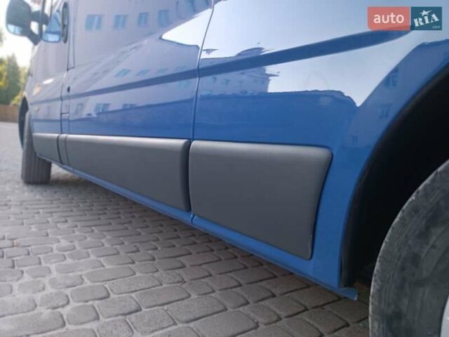 Синий Рено Трафик, объемом двигателя 2 л и пробегом 250 тыс. км за 13900 $, фото 27 на Automoto.ua