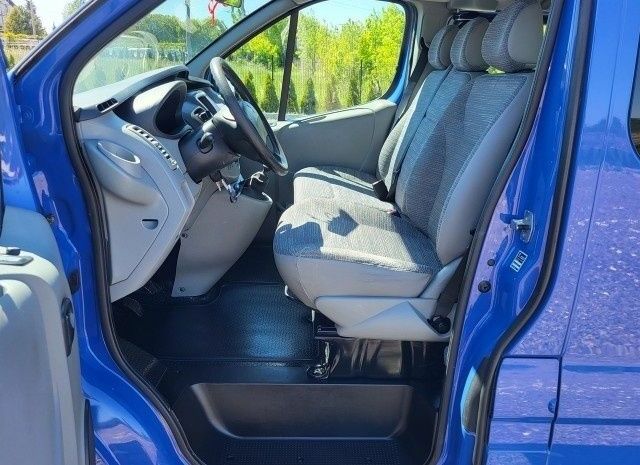 Синій Рено Трафік, об'ємом двигуна 2 л та пробігом 215 тис. км за 9200 $, фото 13 на Automoto.ua