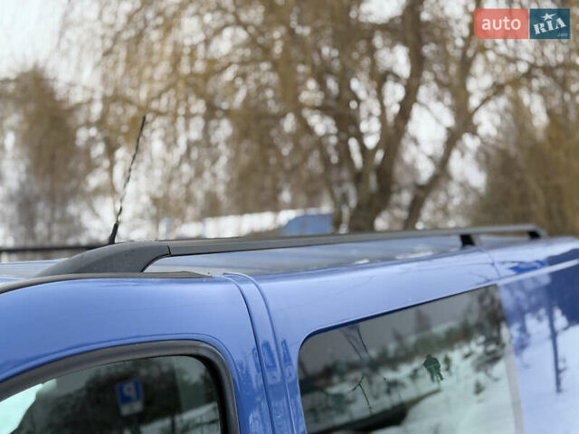 Синий Рено Трафик, объемом двигателя 2 л и пробегом 255 тыс. км за 13950 $, фото 9 на Automoto.ua