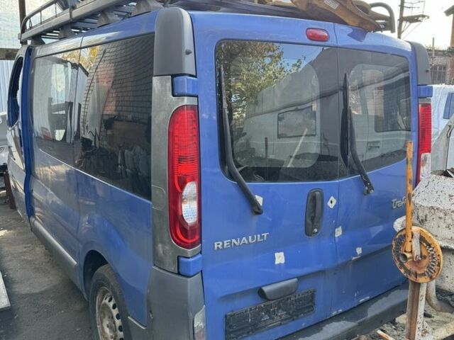 Синій Рено Трафік, об'ємом двигуна 2 л та пробігом 320 тис. км за 4500 $, фото 6 на Automoto.ua