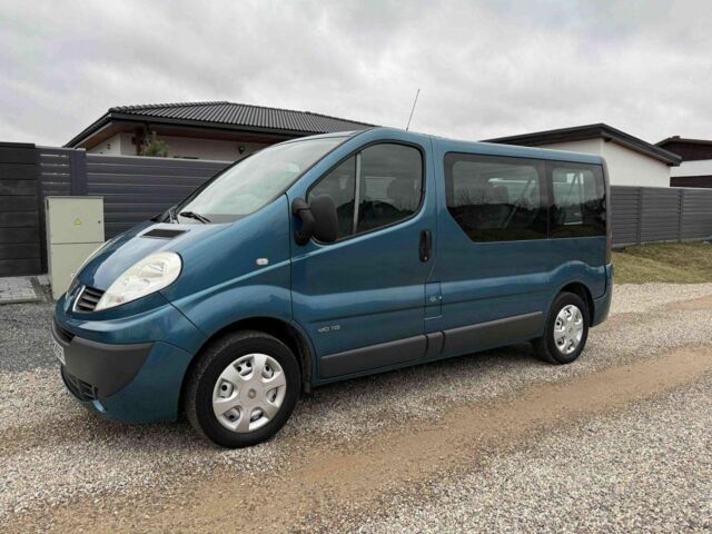 Синій Рено Трафік, об'ємом двигуна 2 л та пробігом 161 тис. км за 8200 $, фото 2 на Automoto.ua