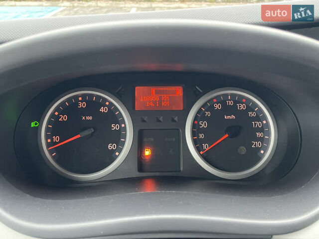 Синій Рено Трафік, об'ємом двигуна 2 л та пробігом 118 тис. км за 14500 $, фото 71 на Automoto.ua