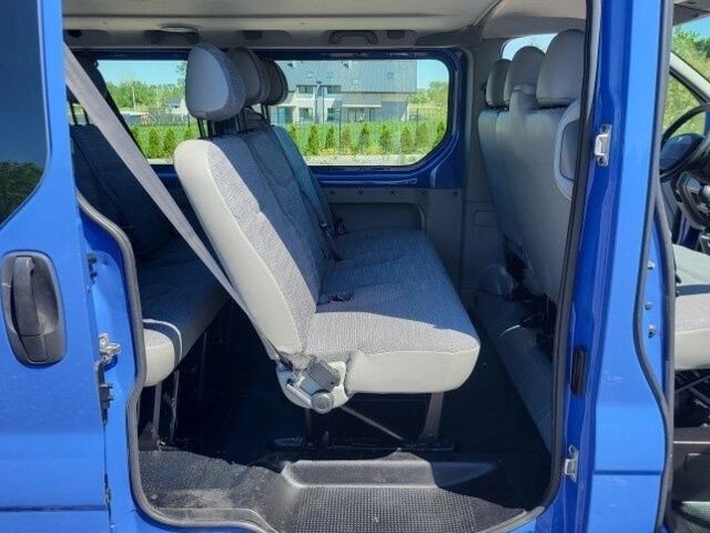 Синій Рено Трафік, об'ємом двигуна 2 л та пробігом 215 тис. км за 9200 $, фото 9 на Automoto.ua