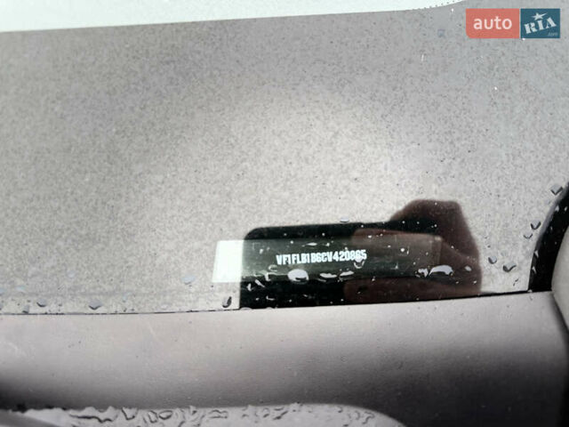 Синий Рено Трафик, объемом двигателя 2 л и пробегом 255 тыс. км за 13950 $, фото 11 на Automoto.ua