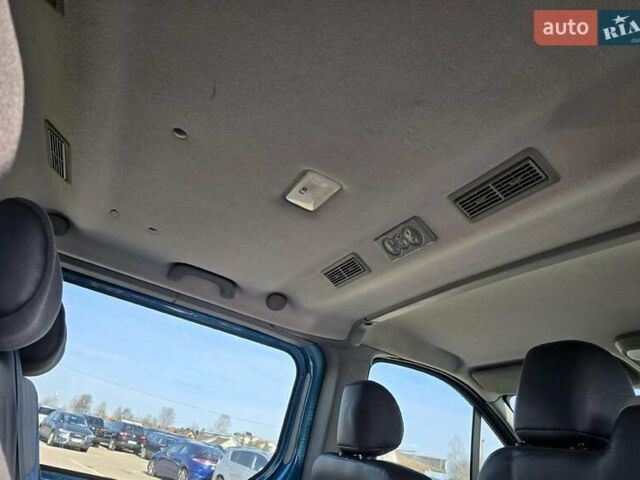 Рено Трафик 2012 в Хмельницком на Automoto.ua Синий Рено Трафик, объемом двигателя 2 л и пробегом 170 тыс. км за 11000 $, фото 12 на Automoto.ua