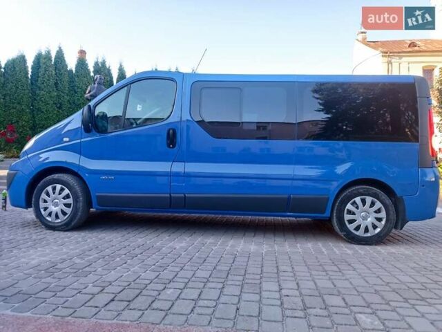 Синий Рено Трафик, объемом двигателя 2 л и пробегом 250 тыс. км за 13900 $, фото 5 на Automoto.ua
