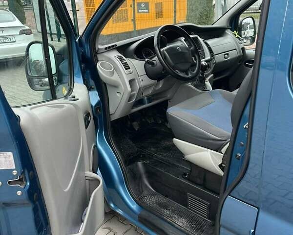 Синій Рено Трафік, об'ємом двигуна 2 л та пробігом 288 тис. км за 13500 $, фото 21 на Automoto.ua