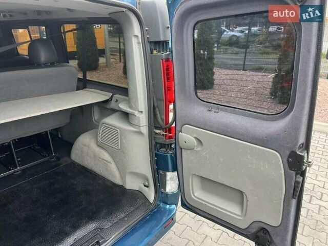 Синій Рено Трафік, об'ємом двигуна 2 л та пробігом 288 тис. км за 13500 $, фото 12 на Automoto.ua