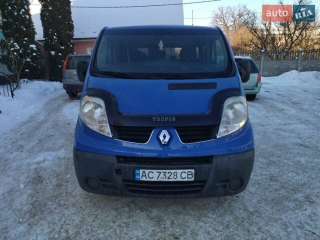 Синій Рено Трафік, об'ємом двигуна 2 л та пробігом 292 тис. км за 10000 $, фото 1 на Automoto.ua