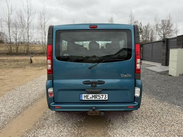 Синій Рено Трафік, об'ємом двигуна 2 л та пробігом 161 тис. км за 8200 $, фото 4 на Automoto.ua