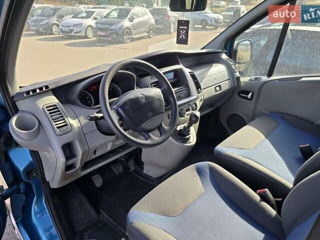 Рено Трафик 2012 в Хмельницком на Automoto.ua Синий Рено Трафик, объемом двигателя 2 л и пробегом 170 тыс. км за 11000 $, фото 11 на Automoto.ua