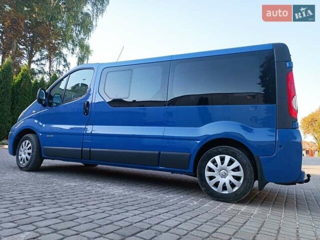 Синий Рено Трафик, объемом двигателя 2 л и пробегом 250 тыс. км за 13900 $, фото 3 на Automoto.ua