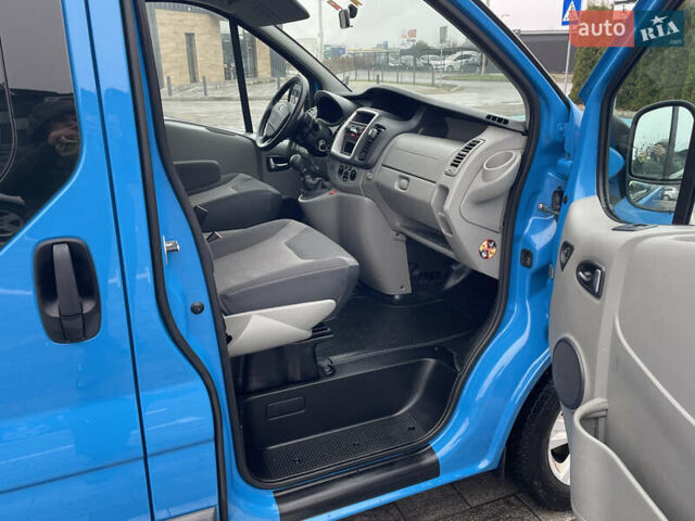 Синий Рено Трафик, объемом двигателя 2 л и пробегом 118 тыс. км за 14950 $, фото 18 на Automoto.ua