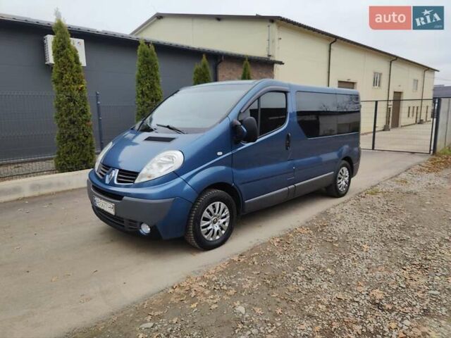 Синий Рено Трафик, объемом двигателя 2 л и пробегом 221 тыс. км за 13999 $, фото 4 на Automoto.ua
