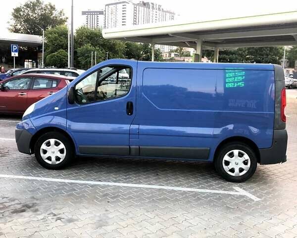 Синий Рено Трафик, объемом двигателя 2 л и пробегом 182 тыс. км за 9500 $, фото 5 на Automoto.ua