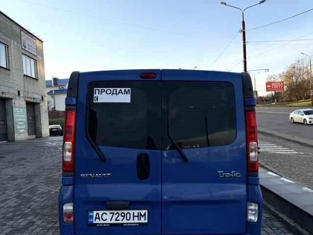 Синій Рено Трафік, об'ємом двигуна 2 л та пробігом 245 тис. км за 14500 $, фото 3 на Automoto.ua