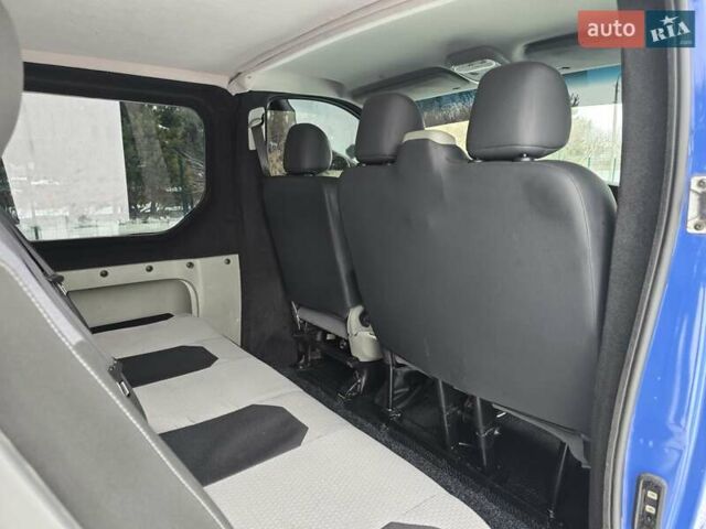 Синій Рено Трафік, об'ємом двигуна 2 л та пробігом 270 тис. км за 13999 $, фото 48 на Automoto.ua