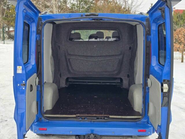 Синій Рено Трафік, об'ємом двигуна 0 л та пробігом 270 тис. км за 14199 $, фото 2 на Automoto.ua