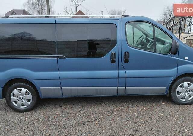 Синий Рено Трафик, объемом двигателя 2 л и пробегом 241 тыс. км за 14700 $, фото 13 на Automoto.ua