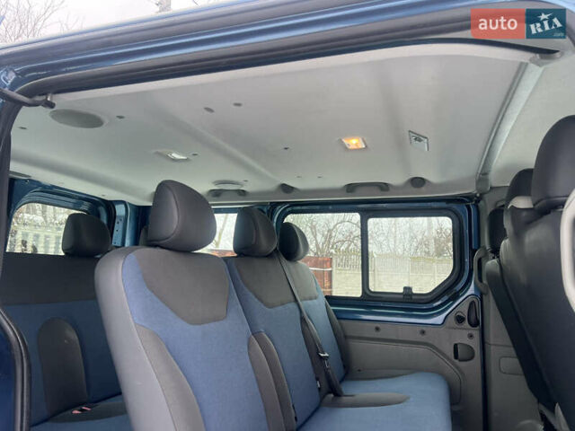 Синій Рено Трафік, об'ємом двигуна 2 л та пробігом 126 тис. км за 14999 $, фото 39 на Automoto.ua