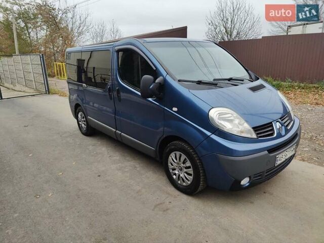 Синий Рено Трафик, объемом двигателя 2 л и пробегом 221 тыс. км за 13999 $, фото 6 на Automoto.ua