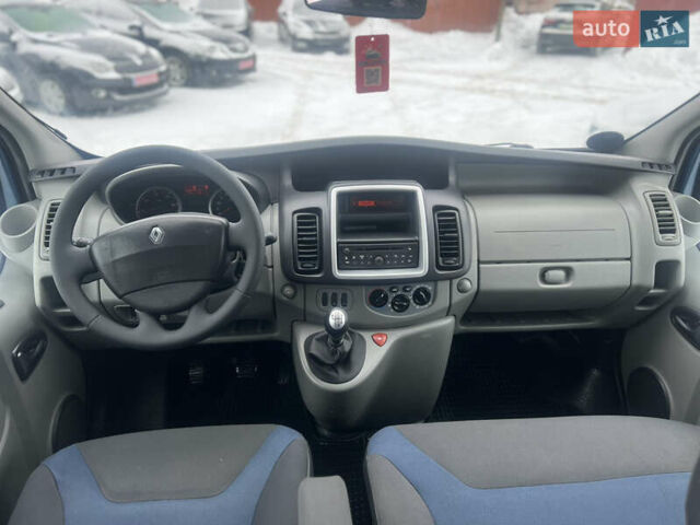 Синій Рено Трафік, об'ємом двигуна 2 л та пробігом 126 тис. км за 14999 $, фото 26 на Automoto.ua