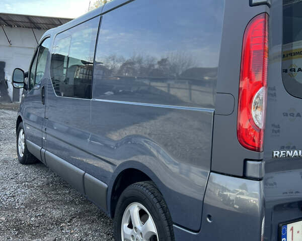 Синій Рено Трафік, об'ємом двигуна 2 л та пробігом 280 тис. км за 14900 $, фото 6 на Automoto.ua