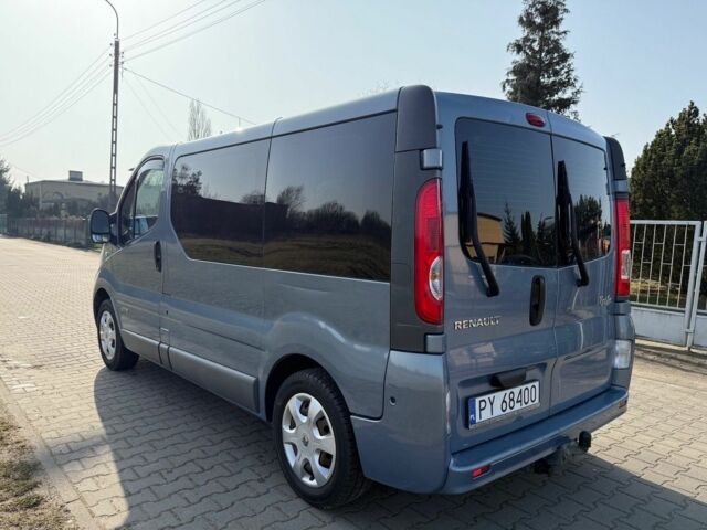Синий Рено Трафик, объемом двигателя 2 л и пробегом 171 тыс. км за 8500 $, фото 5 на Automoto.ua
