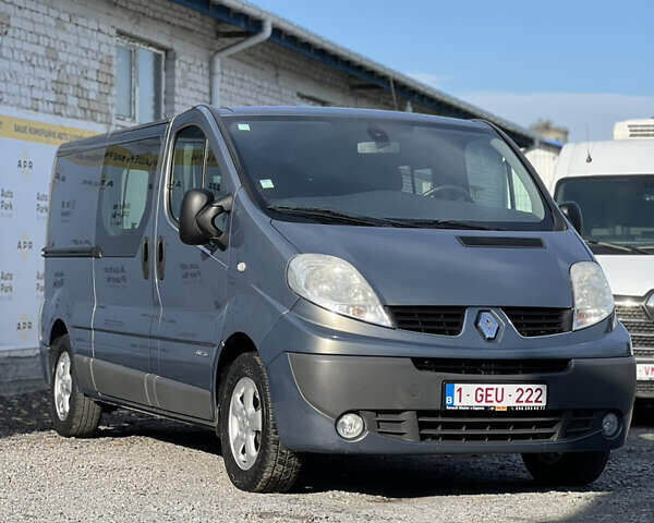 Синій Рено Трафік, об'ємом двигуна 2 л та пробігом 280 тис. км за 14900 $, фото 2 на Automoto.ua