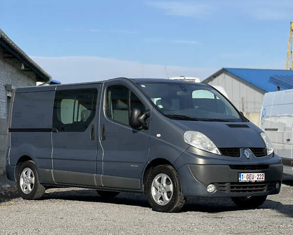 Синій Рено Трафік, об'ємом двигуна 2 л та пробігом 280 тис. км за 14900 $, фото 3 на Automoto.ua