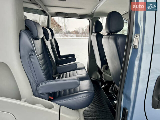 Синій Рено Трафік, об'ємом двигуна 2 л та пробігом 215 тис. км за 16899 $, фото 38 на Automoto.ua