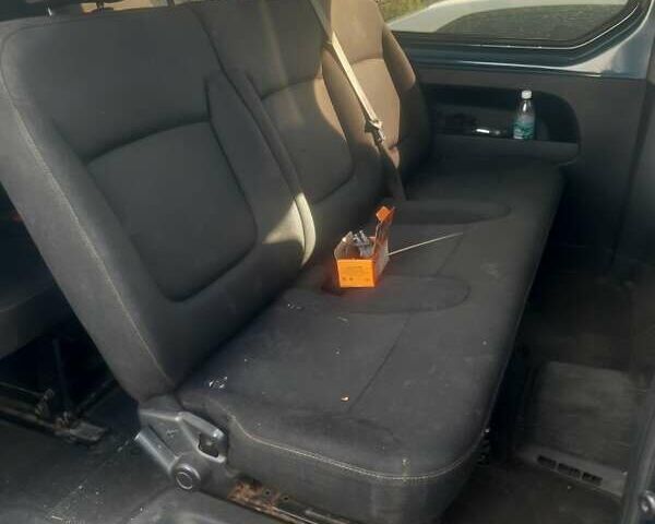 Синий Рено Трафик, объемом двигателя 1.6 л и пробегом 446 тыс. км за 13280 $, фото 20 на Automoto.ua