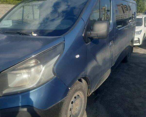 Синий Рено Трафик, объемом двигателя 1.6 л и пробегом 446 тыс. км за 13280 $, фото 1 на Automoto.ua