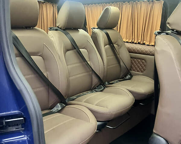 Синий Рено Трафик, объемом двигателя 2 л и пробегом 109 тыс. км за 24500 $, фото 19 на Automoto.ua