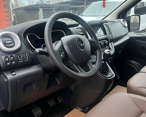 Синий Рено Трафик, объемом двигателя 2 л и пробегом 109 тыс. км за 24500 $, фото 13 на Automoto.ua